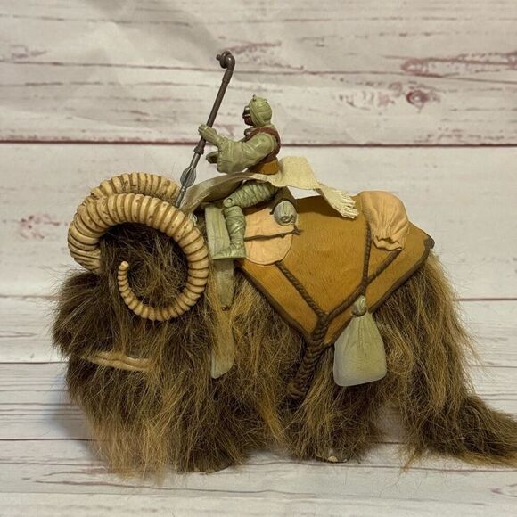 1998 Star Wars Power of the Force Bantha with Tusken Raider & Gaffi Stick Hasbro - Picture 5 of 11